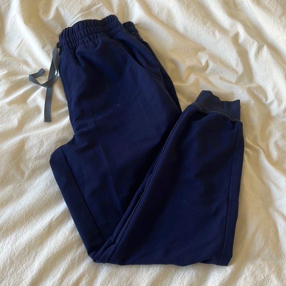 FIGS Jogger Scrub Pants